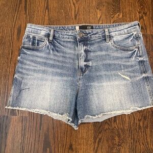 KUT from the cloth Jean shorts